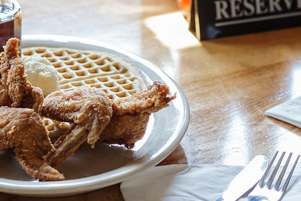Lolo's Chicken and Waffles - Header